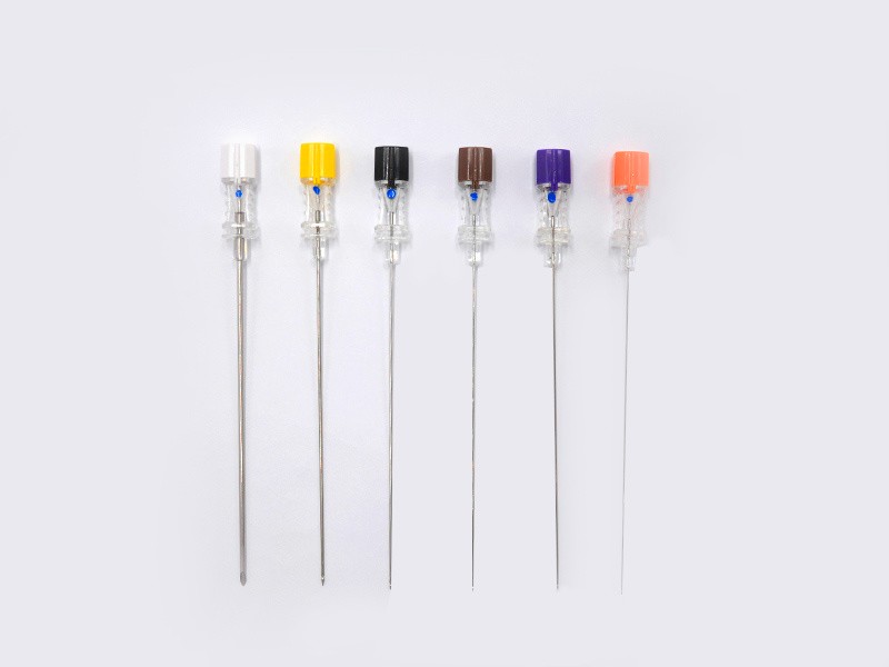 Spinal needle with quickle tip